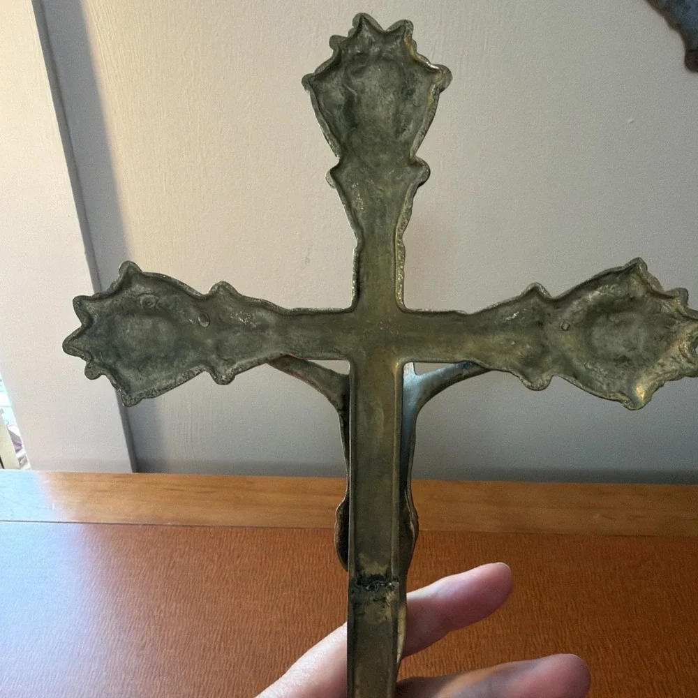 Large Vintage MCM Jesus Christ Solid Brass Cross Tabletop Standing 15